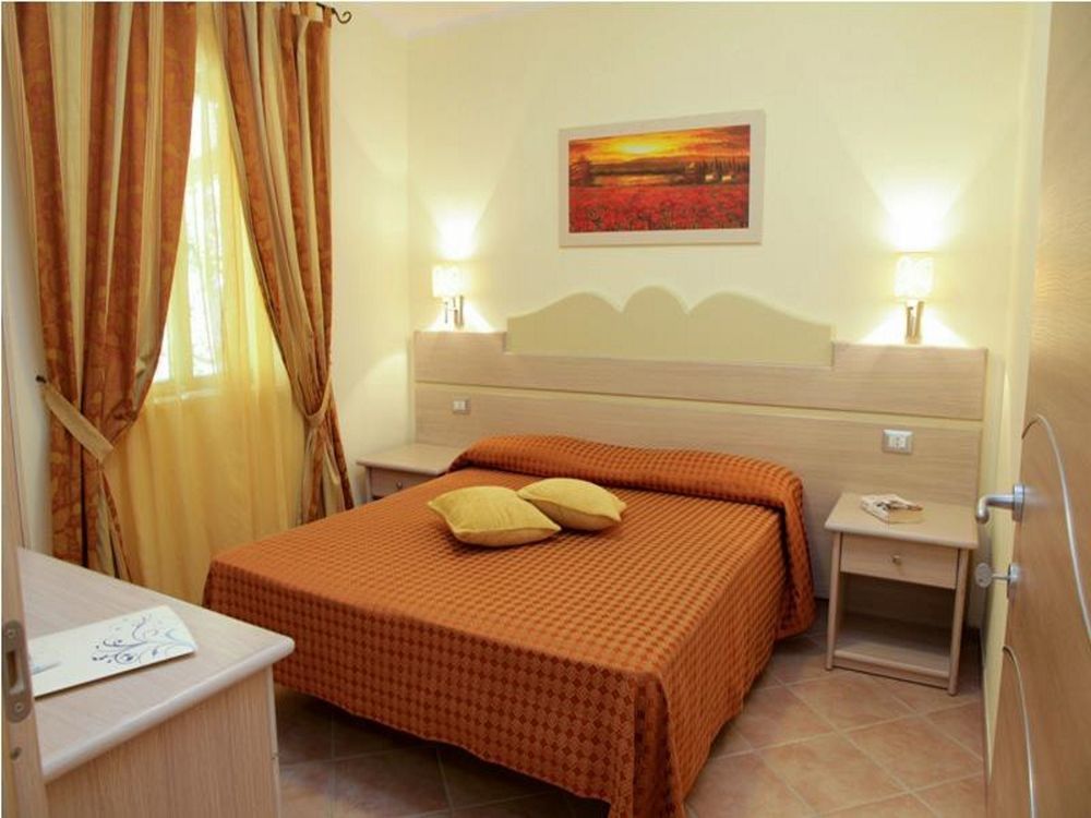 Blu Tropical Resort Дзамброне Екстериор снимка