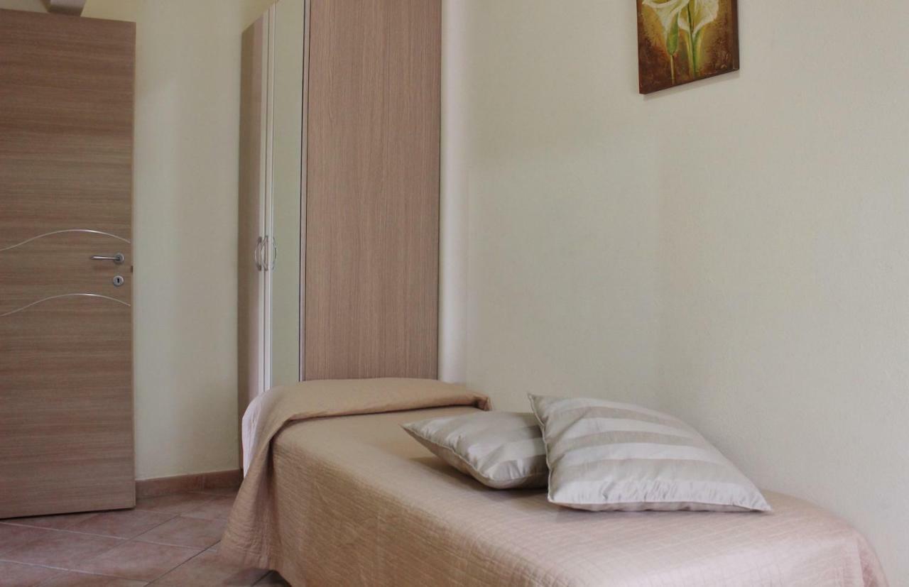 Blu Tropical Resort Дзамброне Екстериор снимка