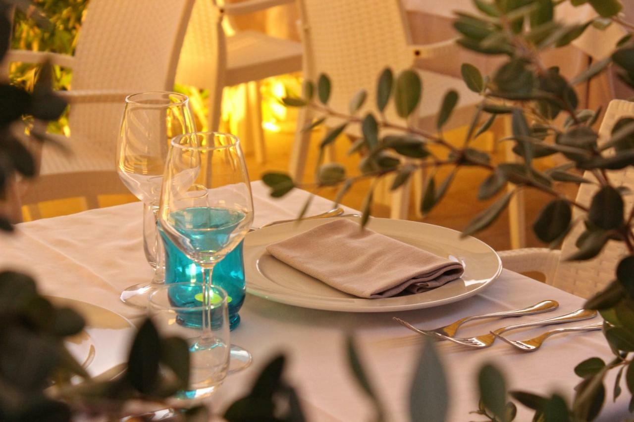 Blu Tropical Resort Дзамброне Екстериор снимка