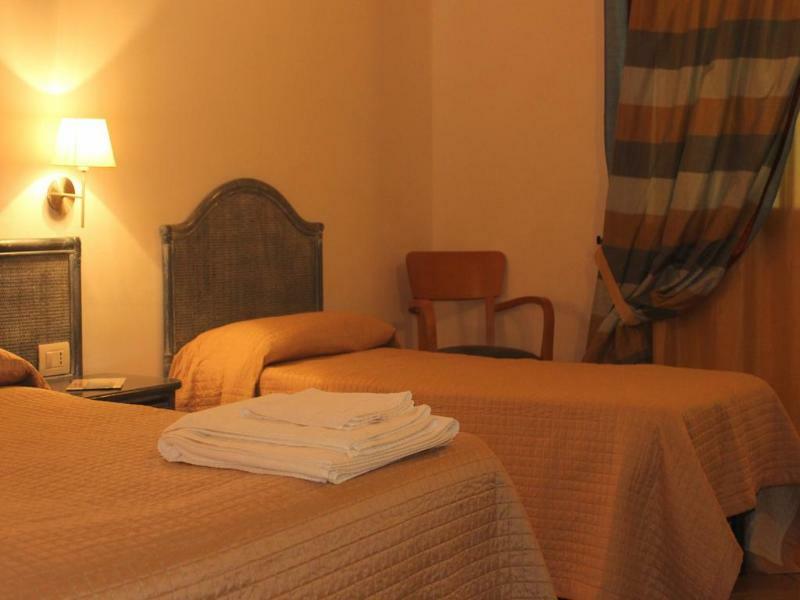 Blu Tropical Resort Дзамброне Екстериор снимка